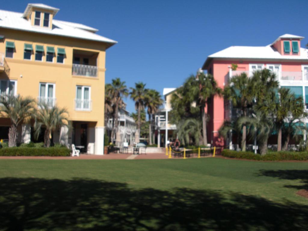Carillon Beach Resort Inn Rosemary Beach Exterior photo