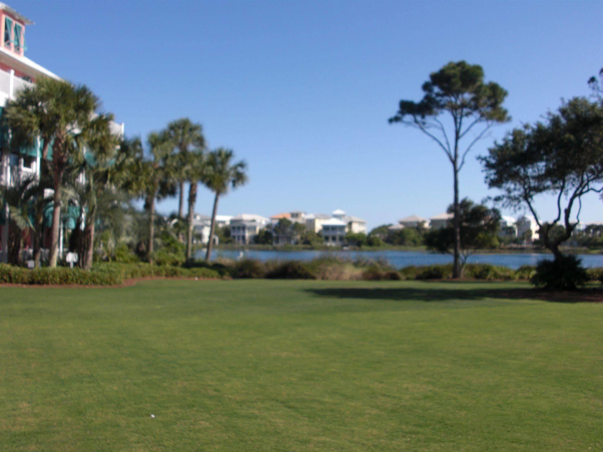 Carillon Beach Resort Inn Rosemary Beach Exterior photo